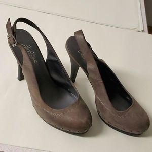 Zodiac USA Vanity Gray I Leather Heels GUC